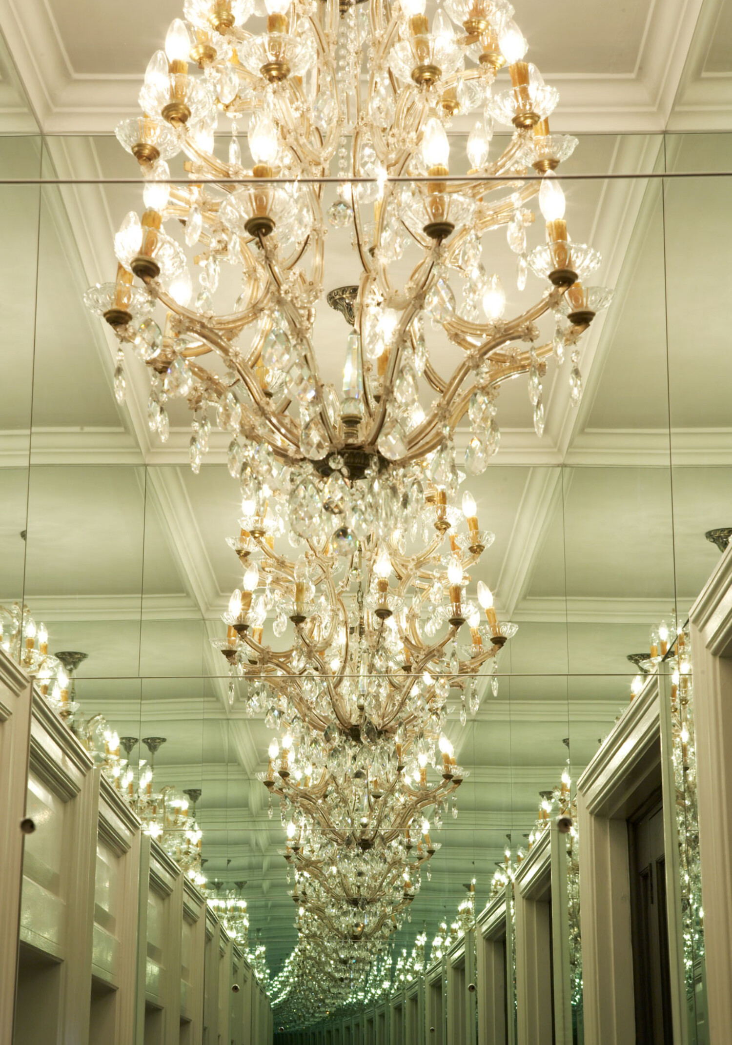 1.Cape Grace Chandeliers Gracie 2