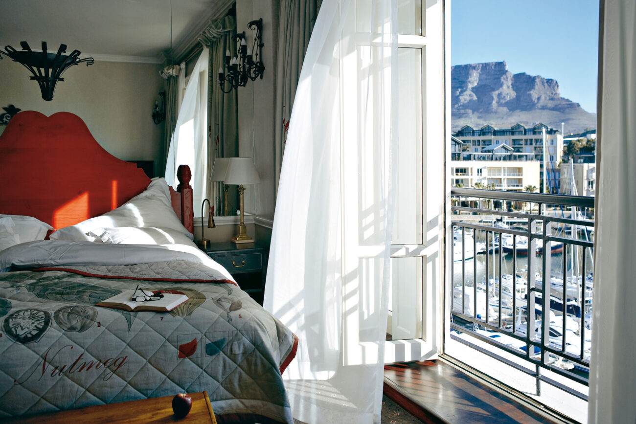 17.Cape Grace Room view 2 031 2