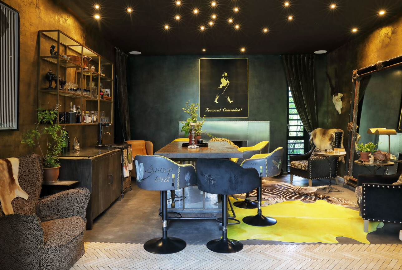 3. constantia Burnished Earth093